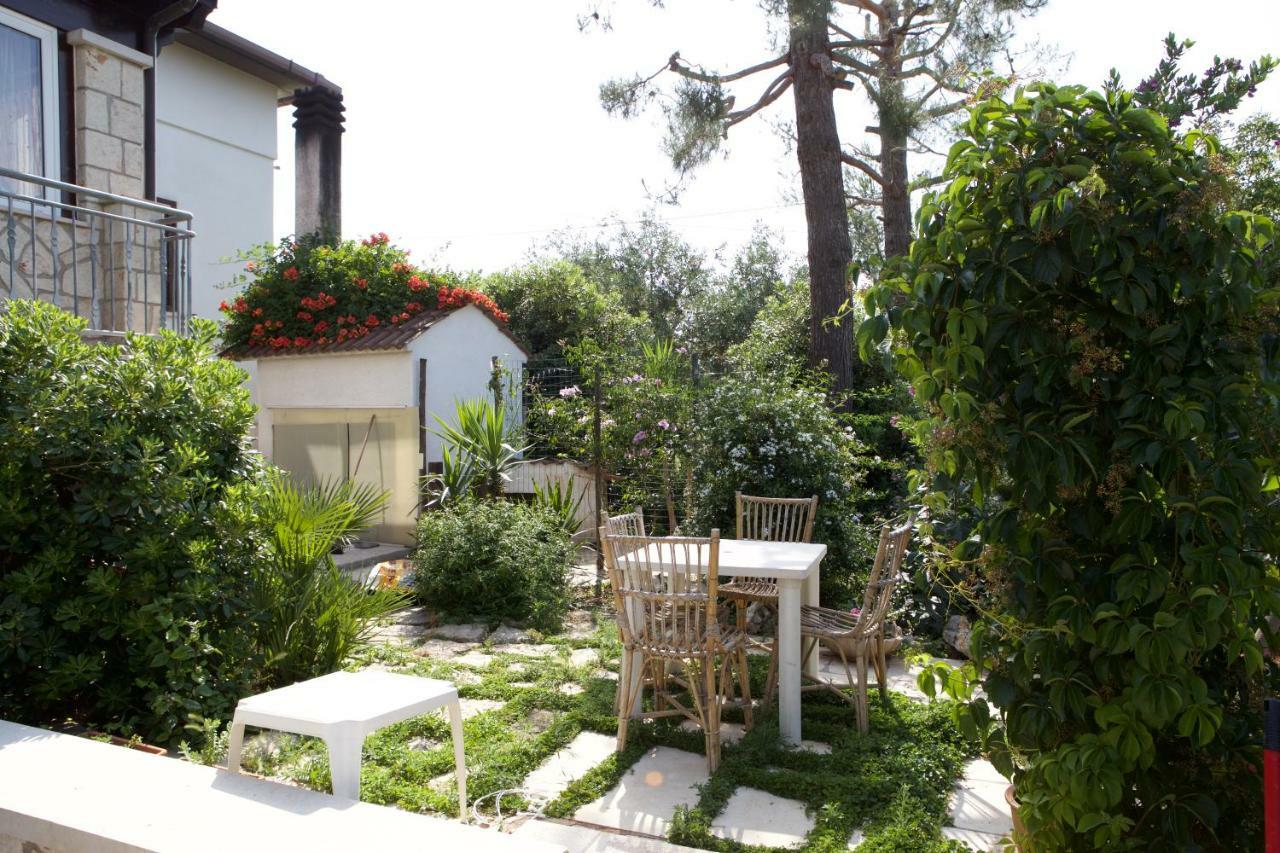 מונופולי B & B La Mansarda מראה חיצוני תמונה