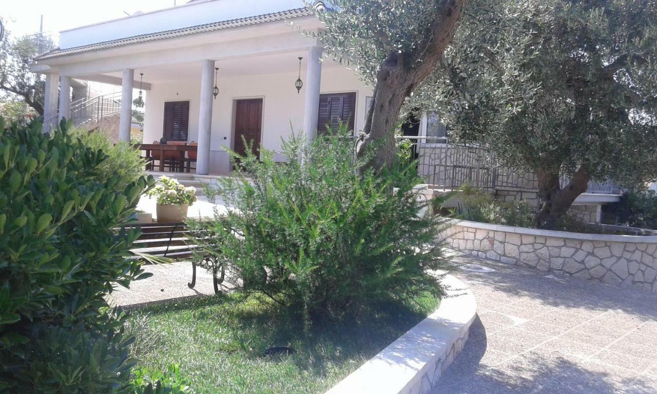 מונופולי B & B La Mansarda מראה חיצוני תמונה